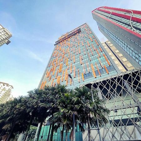 Q Damansara By Trillionz Hotel Petaling Jaya Exterior photo