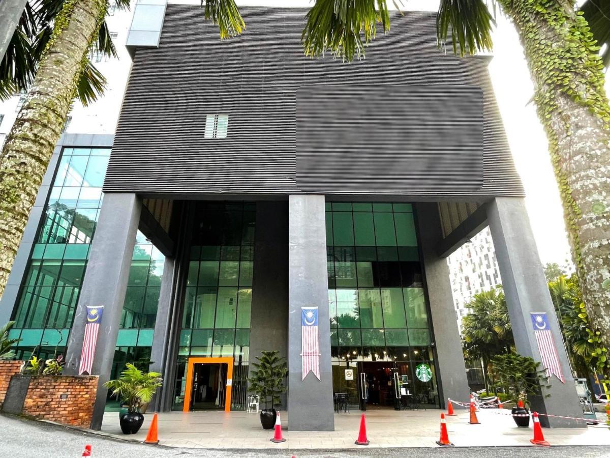 Q Damansara By Trillionz Hotel Petaling Jaya Exterior photo